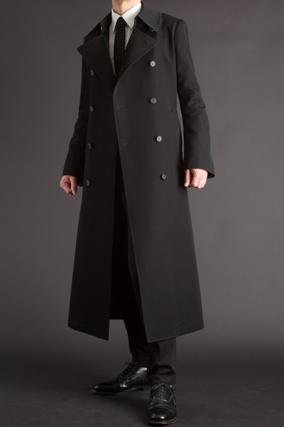 長い着丈のコート