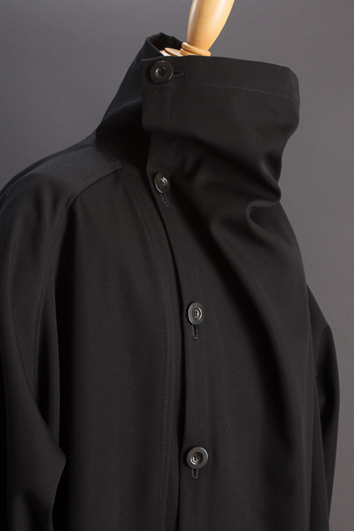 袖付マント120 | ポンチョ風が新しい袖の付いたマント 【 通販 | 販売 | ロングコートのuenoya 】
