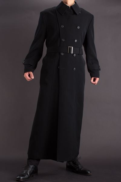 着丈長めのロングコート