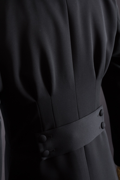 クールな印象、フレアコート 135｜Flare Coat｜着丈の長いロングコート