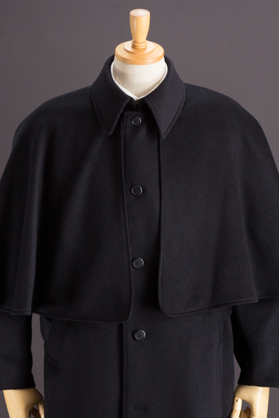 着丈長めのロングコート