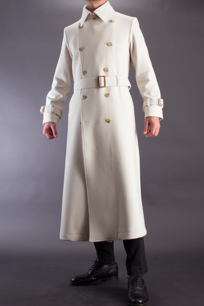 着丈長めのロングコート