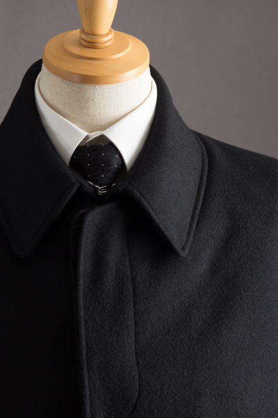 着丈長めのロングコート