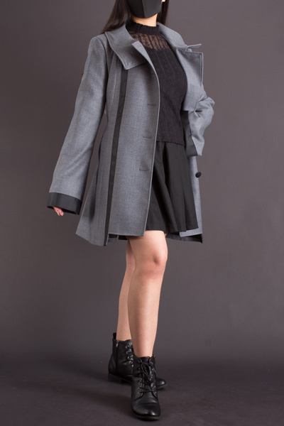 上野屋のロングコート