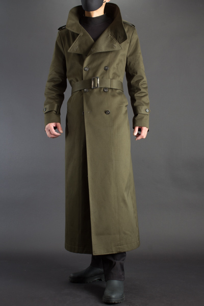 着丈長めのロングコート